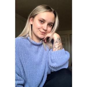 Meet your Posher, Camille